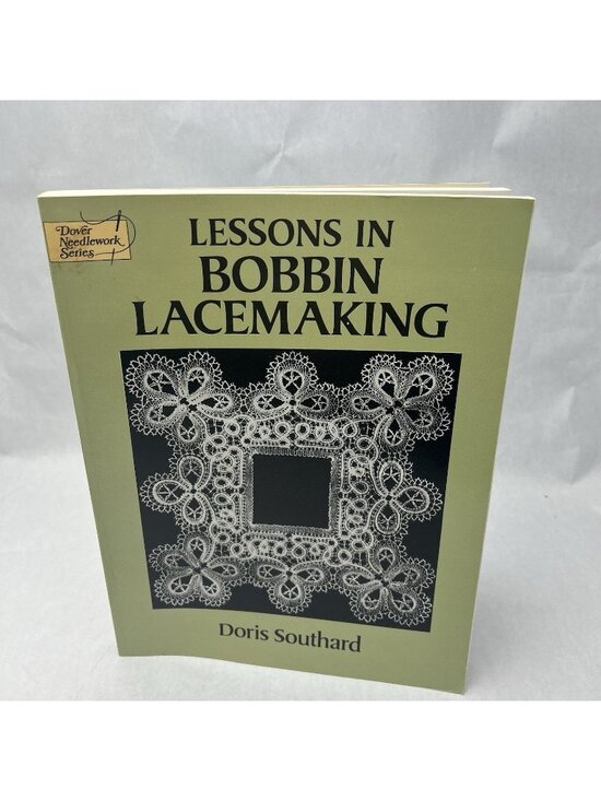 Other - Lessons in Bobbin Lacemaking (【按需印刷】) Paperback
